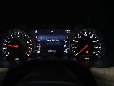 Used 2024 Jeep Compass Latitude AWD/4WD image 2
