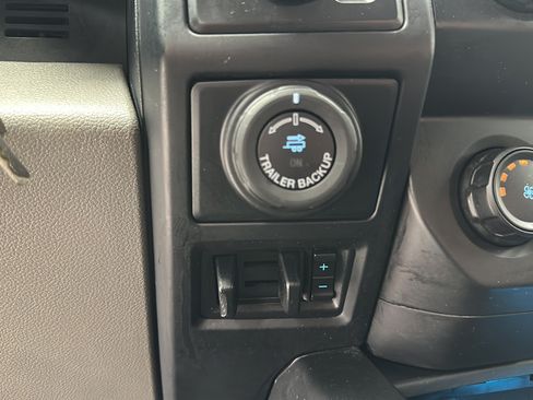 Used 2019 Ford F150 XL w/ Equipment Group 101A Mid AWD/4WD image 22