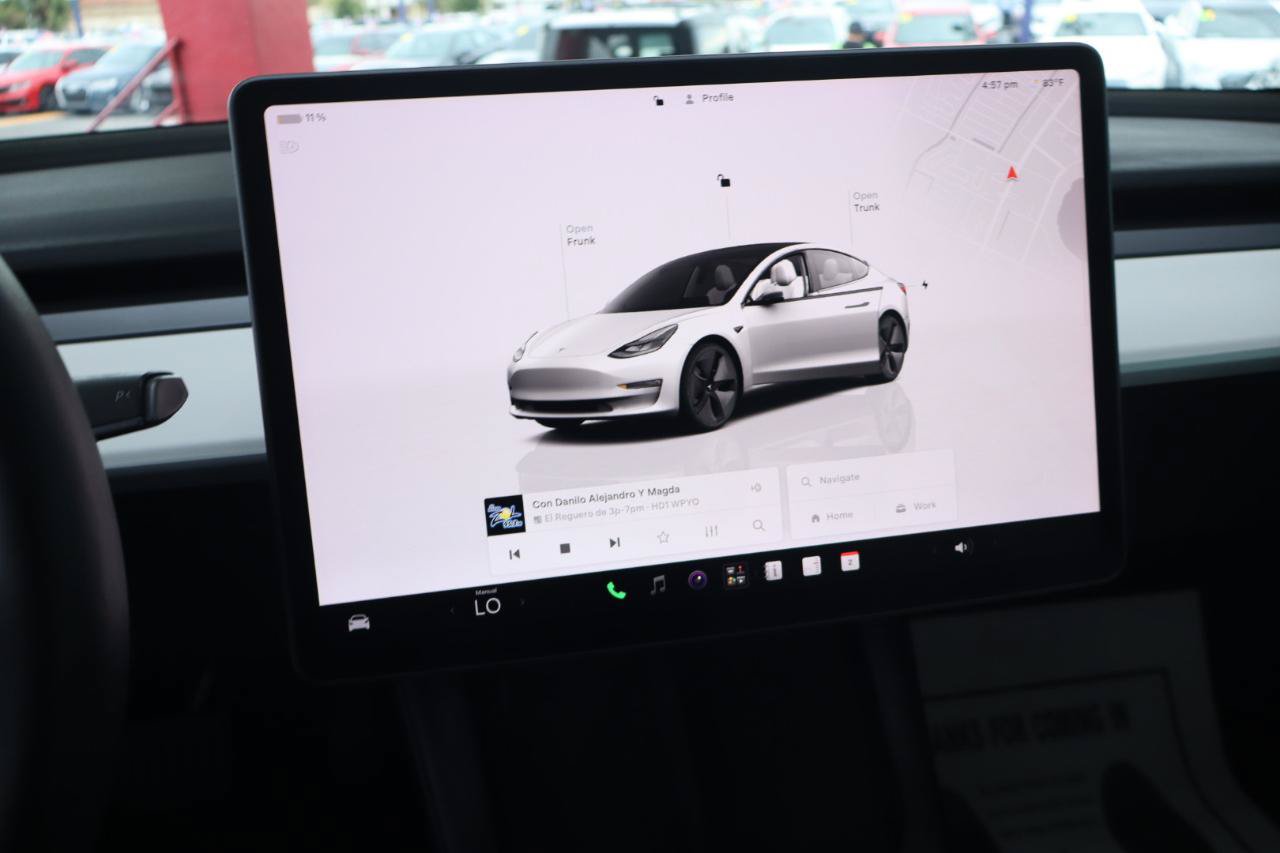 Used 2023 Tesla Model 3 Standard Range RWD image 19