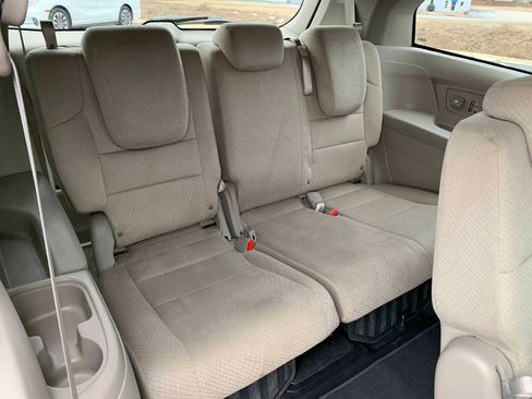 Used 2016 Honda Odyssey SE image 7