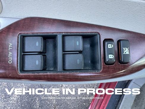 Used 2012 Toyota Sienna XLE image 12