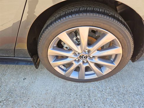 Used 2025 MAZDA MAZDA3 s image 28