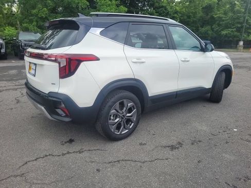 Certified 2024 Kia Seltos S AWD/4WD image 5