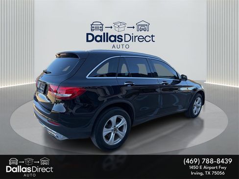 Used 2018 Mercedes-Benz GLC 300 w/ Premium Package image 6