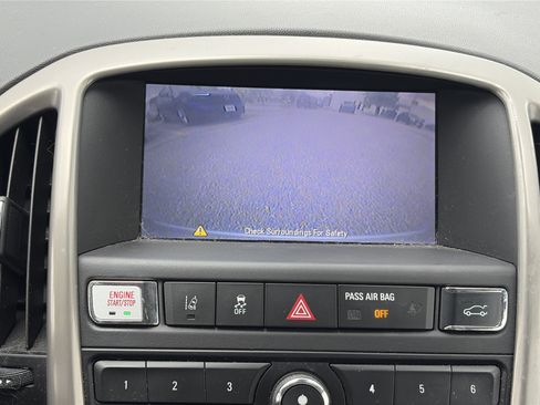 Used 2014 Buick Verano Leather FWD image 12