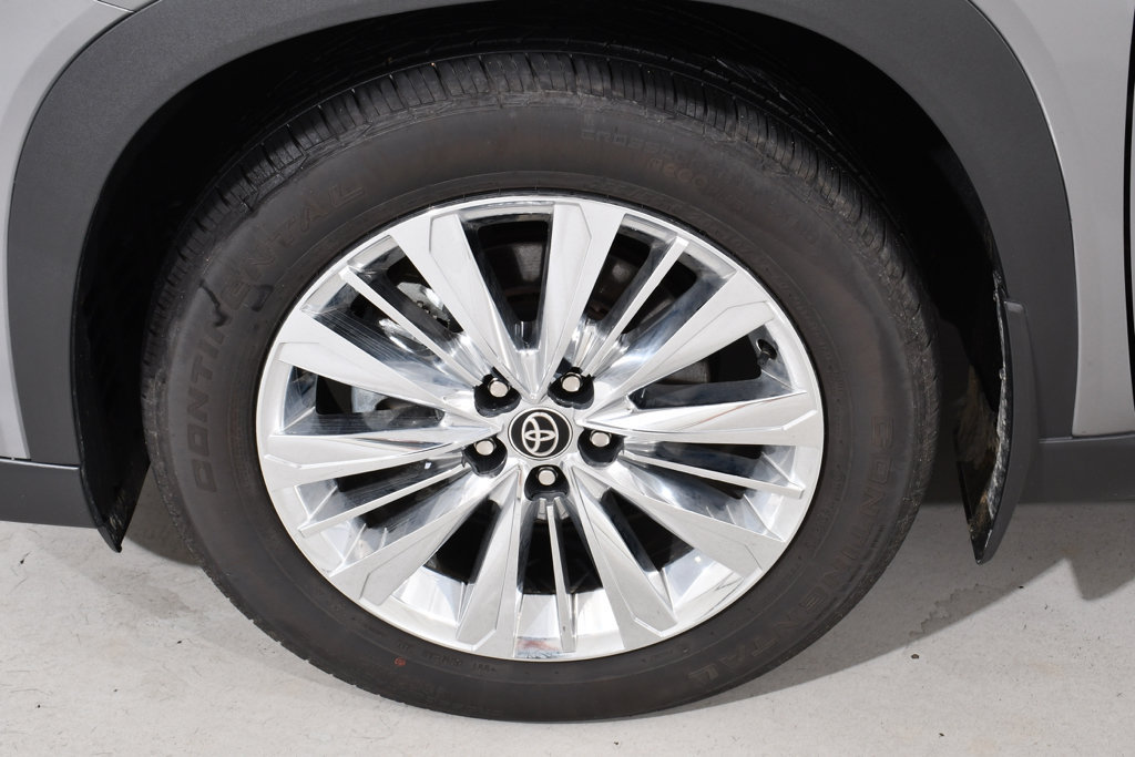 Used 2026 Toyota Grand Highlander AWD image 25