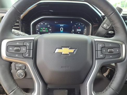 Used 2024 Chevrolet Silverado 1500 LT AWD/4WD image 24