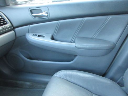 Used 2007 Honda Accord EX-L image 31