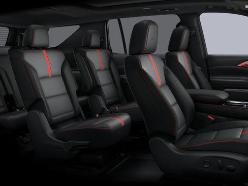 New 2025 Chevrolet Traverse RS w/ LPO, Floor Liner Package image 73