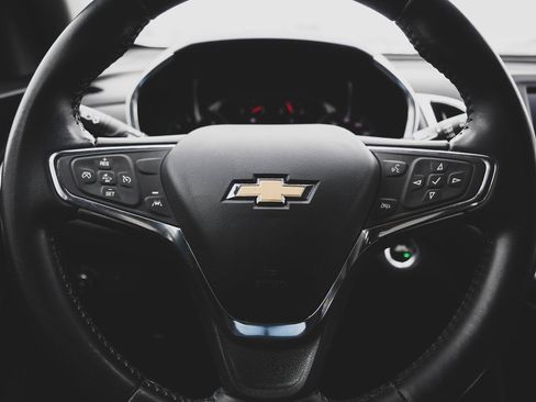 Used 2021 Chevrolet Equinox LT image 14