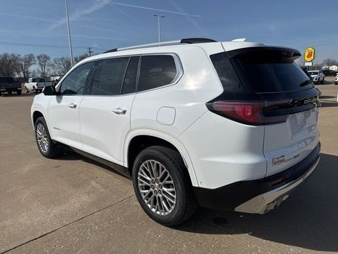 New 2026 GMC Acadia Denali w/ Super Cruise Package image 5