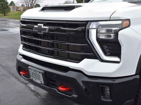 Used 2025 Chevrolet Silverado 3500 LT w/ Trail Boss Package AWD/4WD image 13
