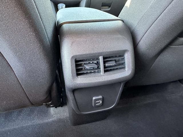 Used 2022 Chevrolet Equinox LT AWD/4WD image 15