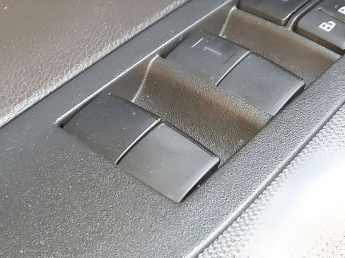 Used 2021 Toyota Corolla LE w/ LE Premium Package image 32