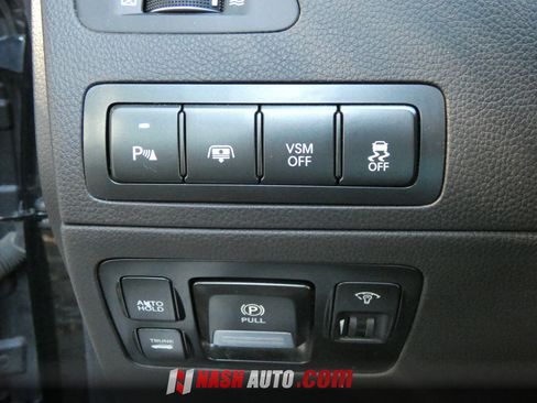 Used 2013 Hyundai Equus Signature RWD image 73
