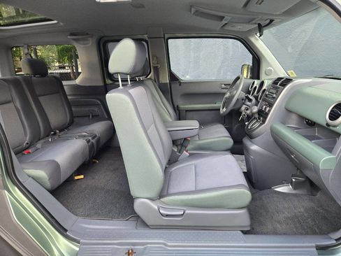 Used 2004 Honda Element EX image 11