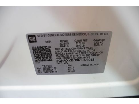Used 2023 Chevrolet Equinox LS image 38