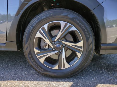 Used 2024 Subaru Crosstrek 2.0i Premium AWD/4WD image 11