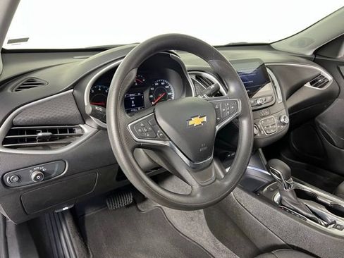 Used 2024 Chevrolet Malibu LT FWD image 20