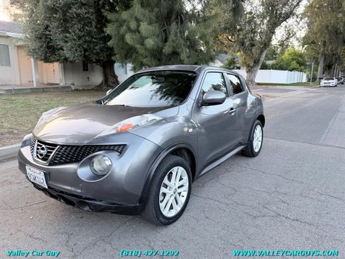 Used 2013 Nissan Juke SL image 1