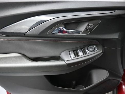 Used 2023 Chevrolet TrailBlazer RS w/ Convenience Package AWD/4WD image 13