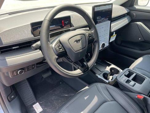 New 2025 Ford Mustang Mach-E Premium image 15