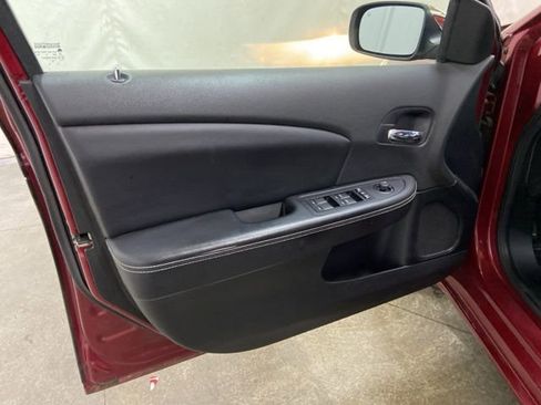 Used 2012 Chrysler 200 Limited w/ Sun/Sound Group FWD image 28
