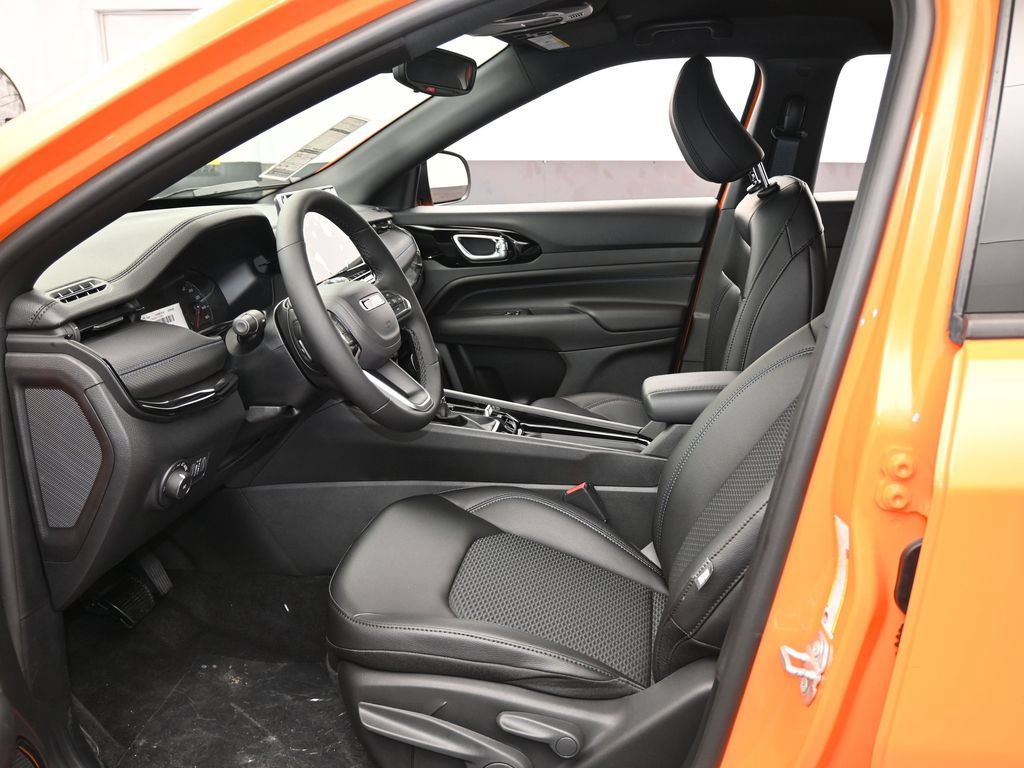 New 2026 Jeep Compass Latitude AWD/4WD image 11