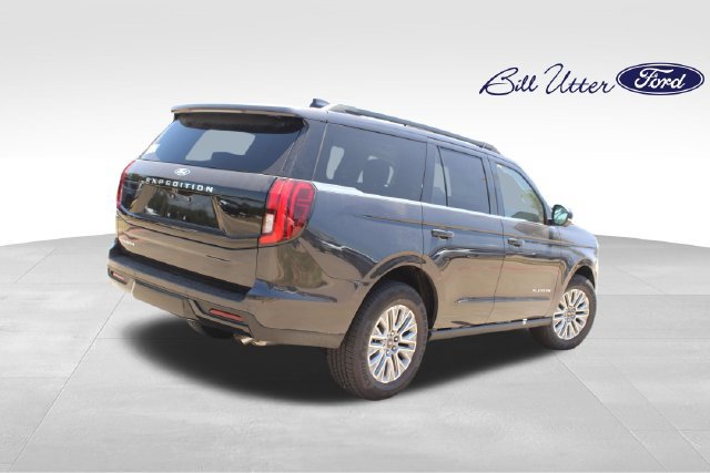 New 2027 Ford Expedition Platinum w/ Driver's Package RWD image 3
