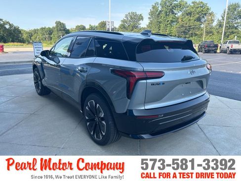 New 2024 Chevrolet Blazer EV RS image 6