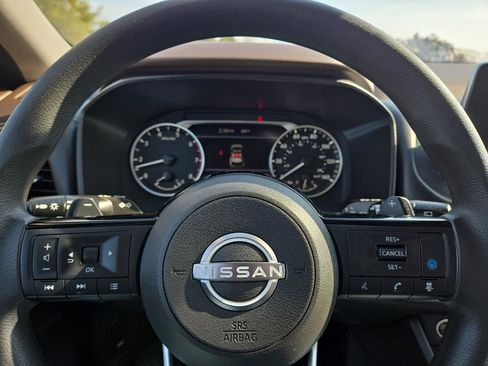Used 2023 Nissan Rogue SV AWD/4WD image 20