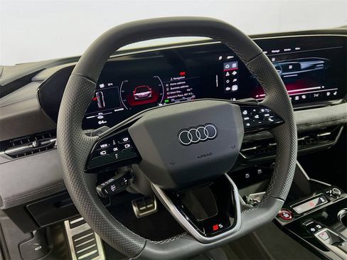 Used 2025 Audi S6 e-tron Premium Plus w/ Premium Plus image 11