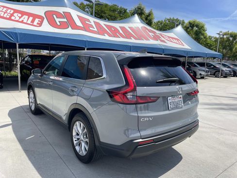 Certified 2025 Honda CR-V EX image 27