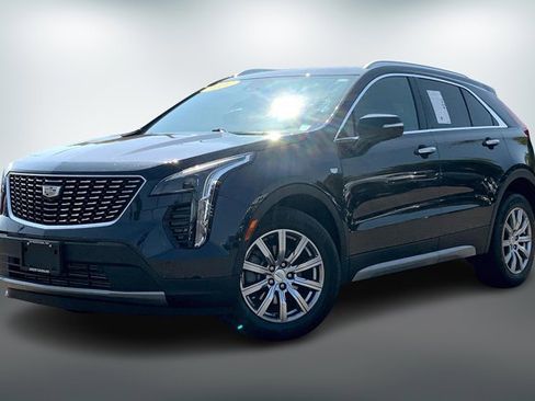 Used 2022 Cadillac XT4 Premium Luxury w/ Enhanced Visibility Package image 12