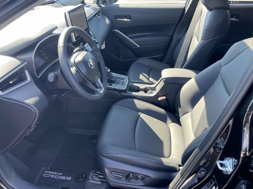 New 2026 Toyota Corolla Cross XLE FWD image 10