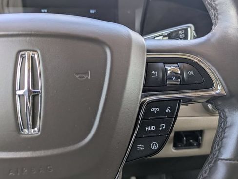Certified 2023 Lincoln Navigator L Reserve AWD/4WD image 17