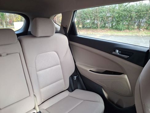 Used 2017 Hyundai Tucson SE image 14