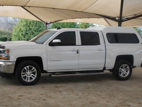 Used 2018 Chevrolet Silverado 1500 LT w/ All Star Edition image 5