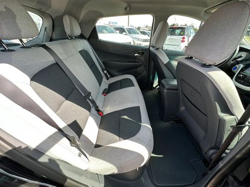 Used 2017 Chevrolet Bolt LT FWD image 14