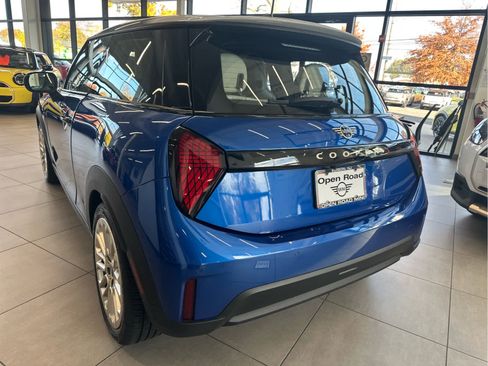 Used 2025 MINI Cooper S image 7