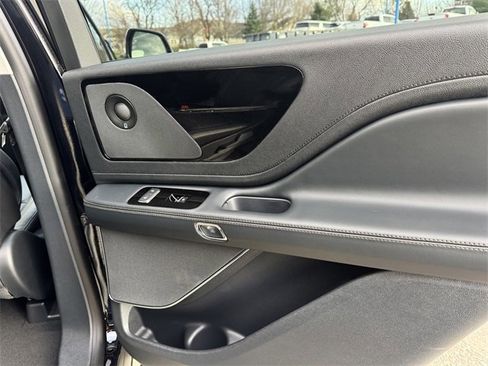 New 2026 Lincoln Aviator Reserve w/ Jet Appearance Package image 13