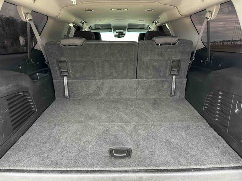 Used 2016 Chevrolet Suburban LS w/ Enhanced Driver Alert Package image 21