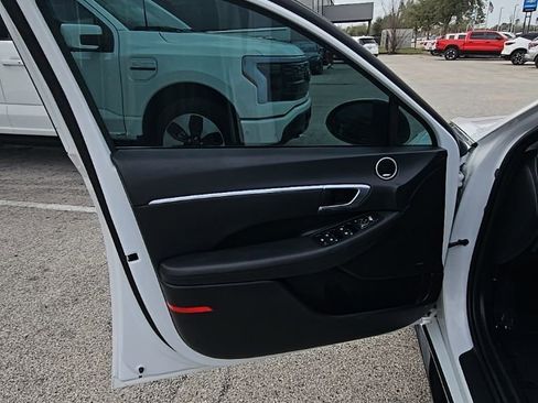 Used 2023 Hyundai Sonata SEL image 10