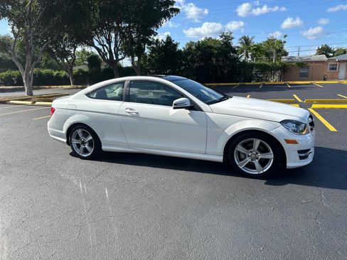 Used 2013 Mercedes-Benz C 250 Coupe image 6