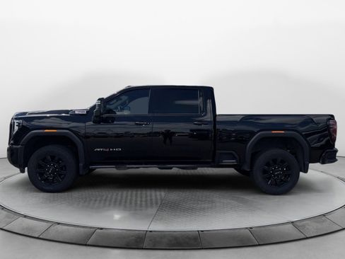 Used 2026 GMC Sierra 2500 AT4 w/ AT4 Premium Plus Package AWD/4WD image 3