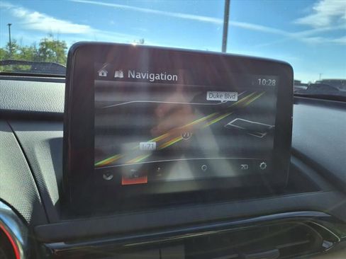 Used 2021 MAZDA MX-5 Miata RF Grand Touring image 14