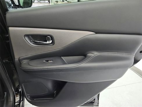 Used 2024 Nissan Murano SV w/ SV Midnight Edition Package image 44