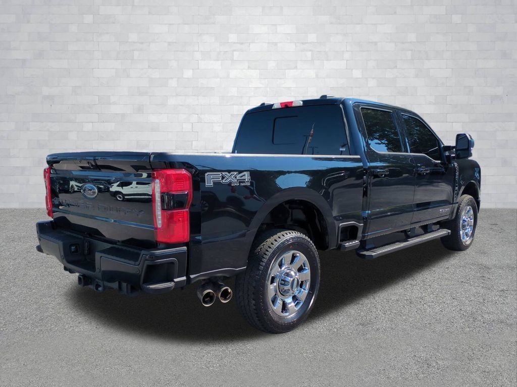 Certified 2024 Ford F350 Lariat w/ Lariat Ultimate Package AWD/4WD image 5
