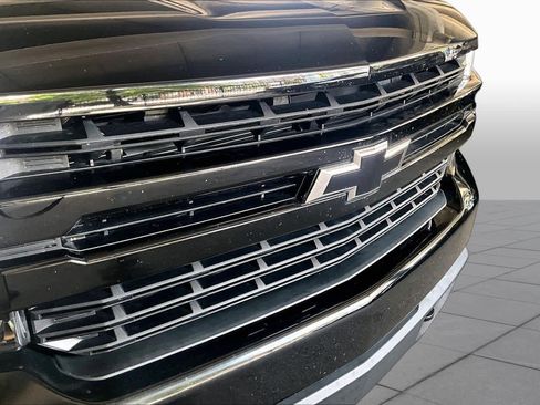 Used 2022 Chevrolet Silverado 1500 RST RWD image 28