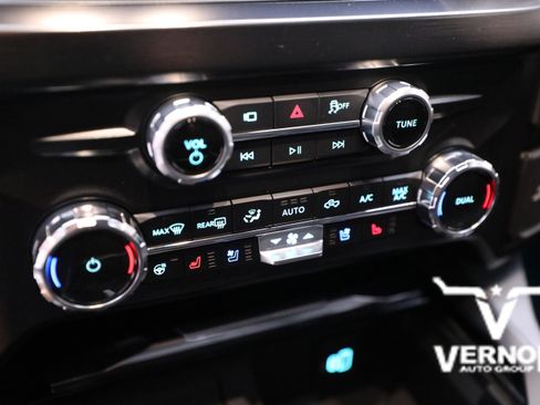 New 2026 Ford F350 Lariat w/ Chrome Package image 25